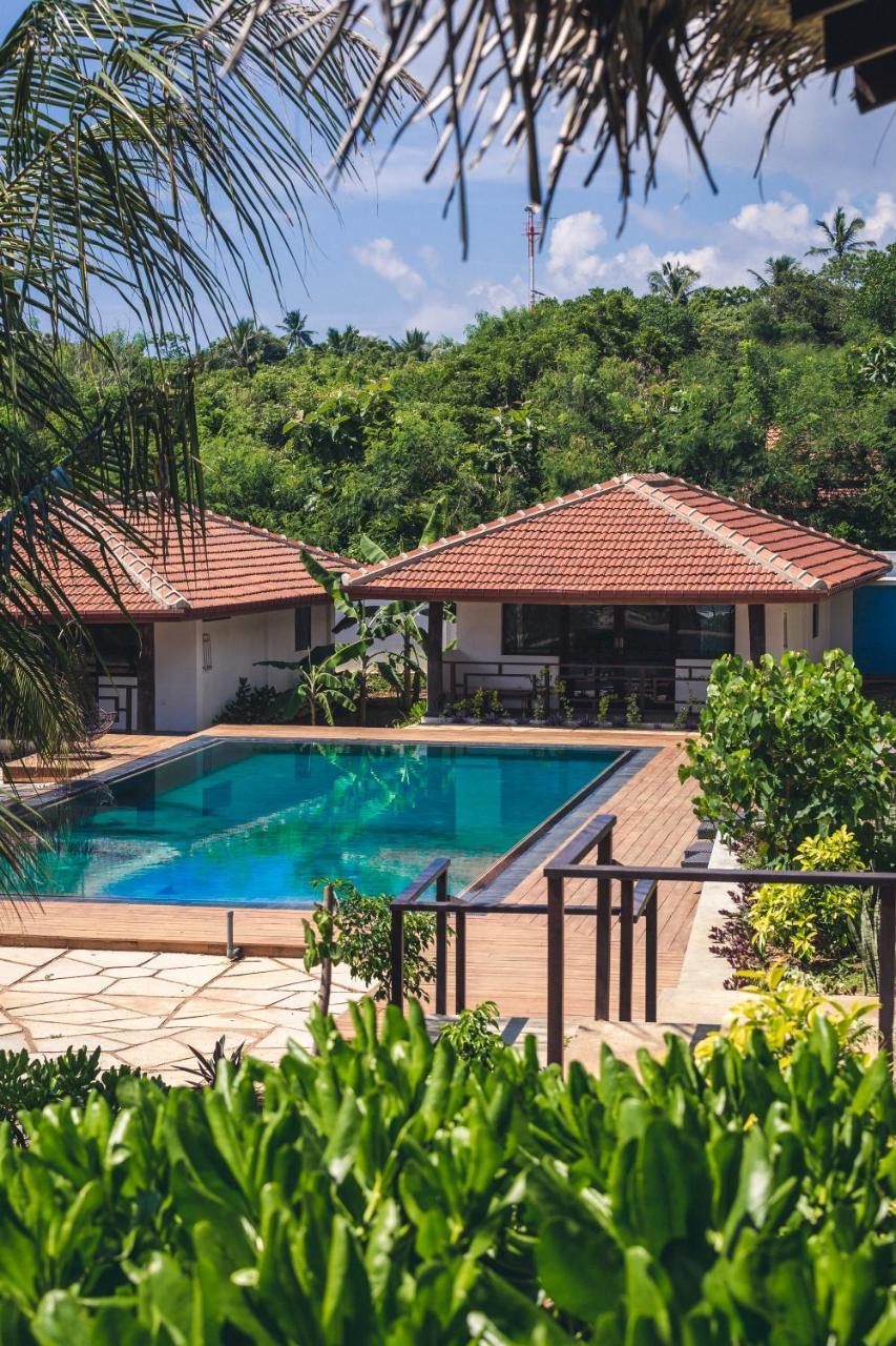Hotel Omia Tangalle Exterior foto